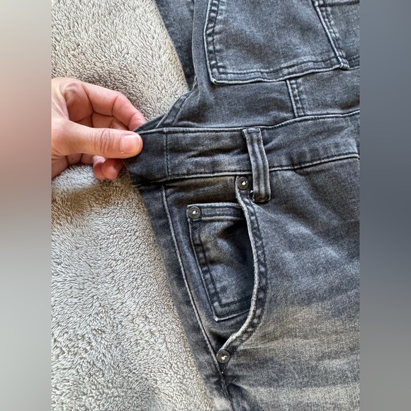 Free People We The Free Black Carly Mid Rise Flare Overalls Size 24 - Picture 4 of 11